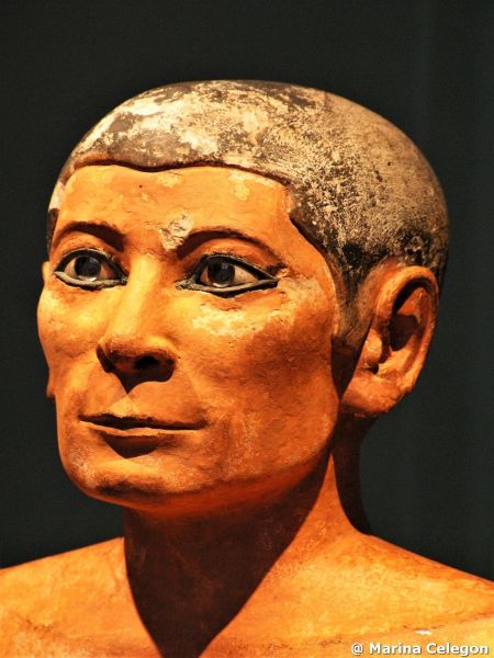 STATUE, GRUPPI E PESUDOGRUPPI. La statuaria dell’Antico Regno, di Marina Celegon.