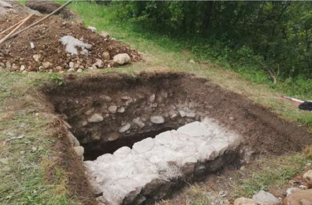 TOLMINO (Slo). Scoperta la residenza medievale del Patriarcato di Aquileia.